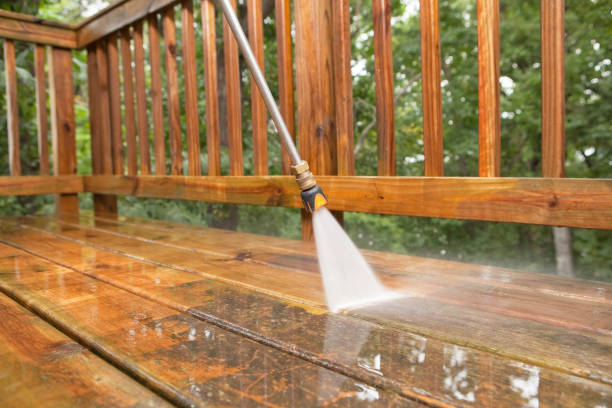 Why Choose Our Certified Pressure Washing Experts for Your Project Needs in Talahi Island, GA?